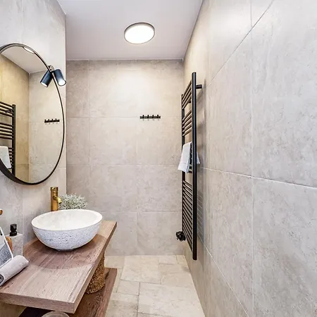 Samm Apartman